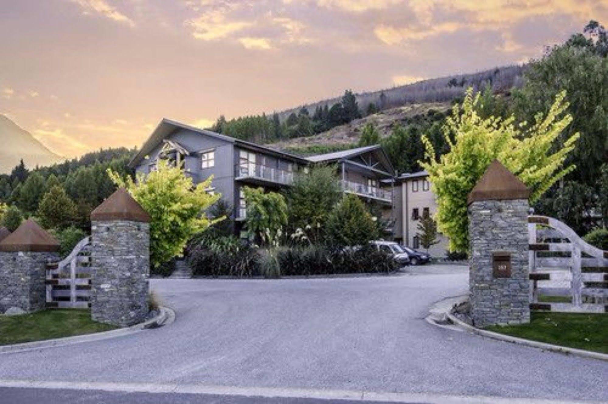 Shotover Lodge Γουανάκα Εξωτερικό φωτογραφία